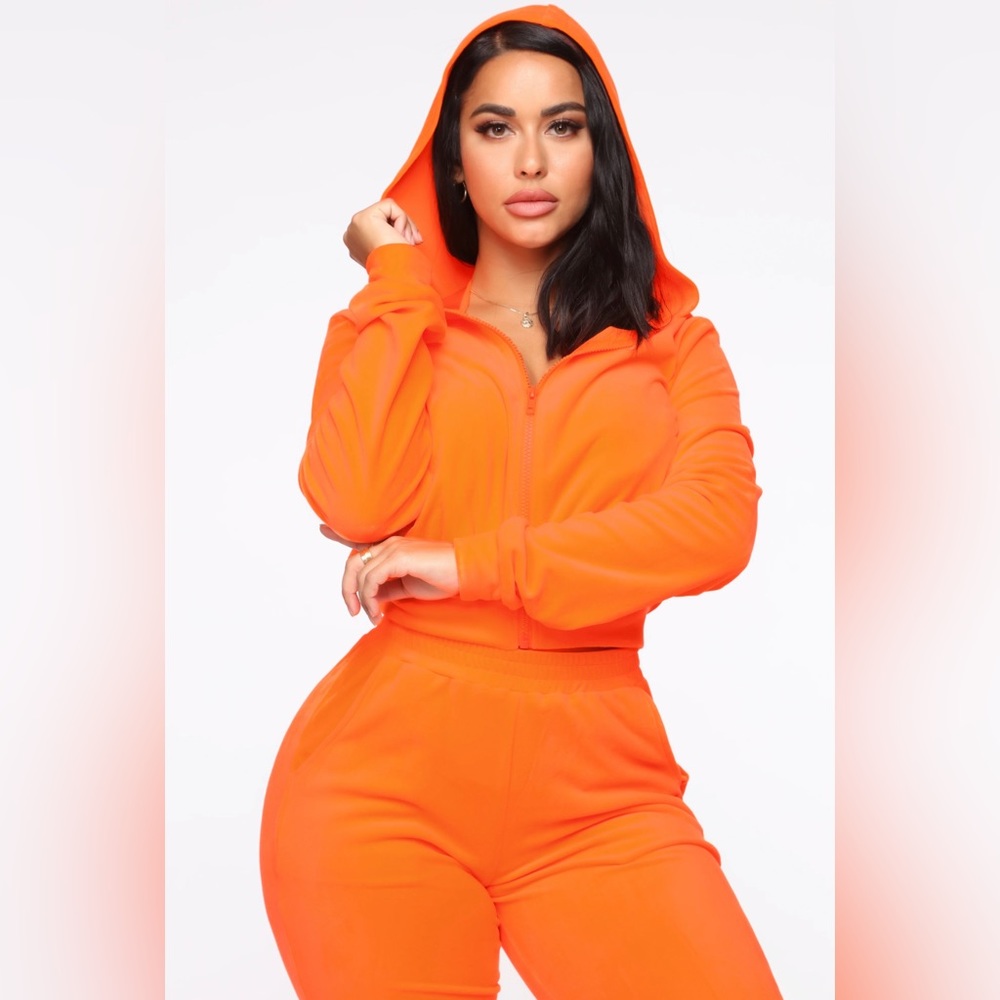 Fashion Nova “Make it Fashion Velour Jogger Set” in Orange XS - Picture 1 of 5